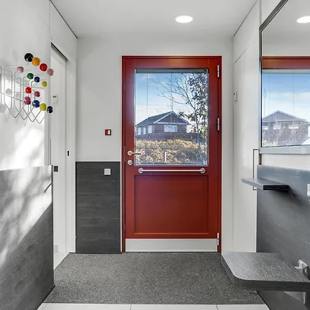 בית נופש 2 Bedroom Awesome In
