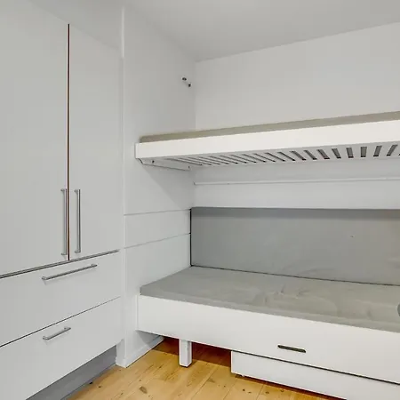 2 Bedroom Awesome In בית נופש *